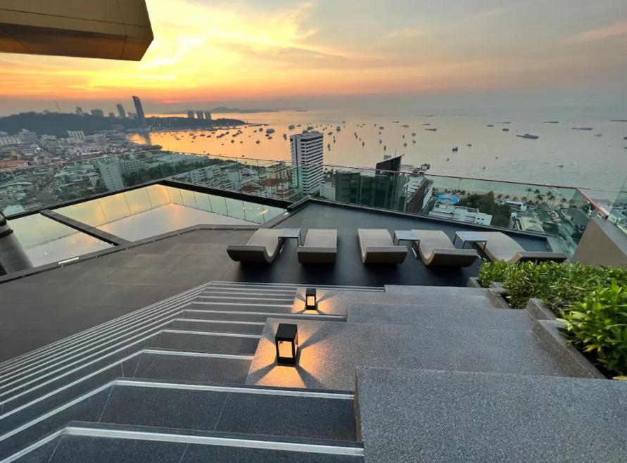 The Edge Central Pattaya Seaview With Infinity Pool & Free Netflix Zewnętrze zdjęcie